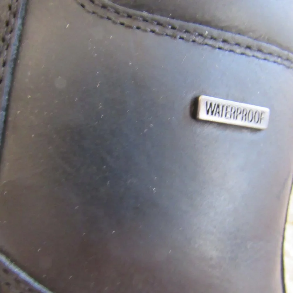Dr. Martens Black Leather Water Proof Boots Men's 8 Women's 10